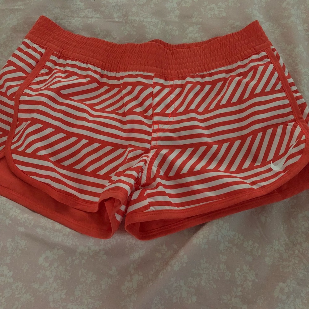 Nike shorts Sz s